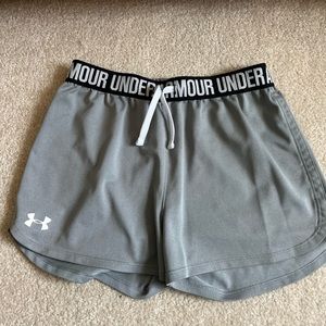Women’s XS Under Armour Grey Athletic Shorts
